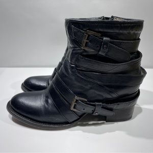 Freebird by Steven Distressed Black Leather Estes Strappy Buckle Boots Sz 10